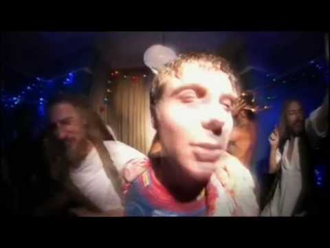 Chris&#039; House Party - Skins