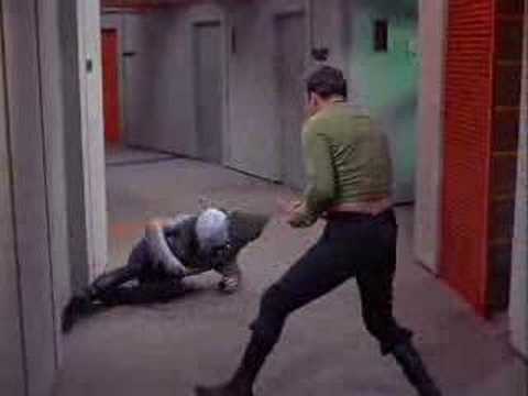 Best Kirk Fight Moves - The Wall of Destruction
