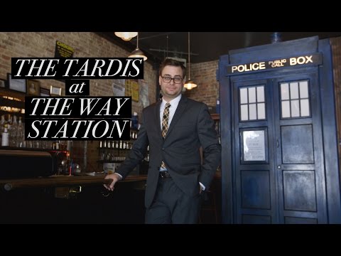 Golden Thrones- Best in Bathrooms- The TARDIS at The Way Station