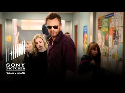 &quot;COMMUNITY RETURNS&quot; Trailer!