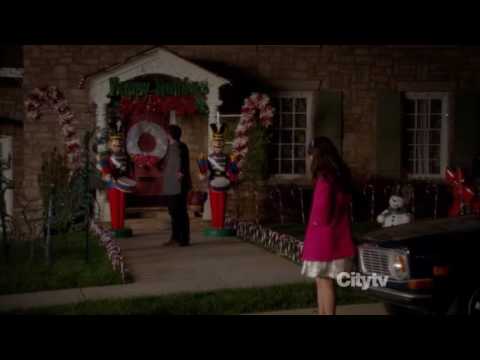 New Girl: Nick &amp; Jess 1x09 #12 (Nick: This was supposed to be your gift, Jess)