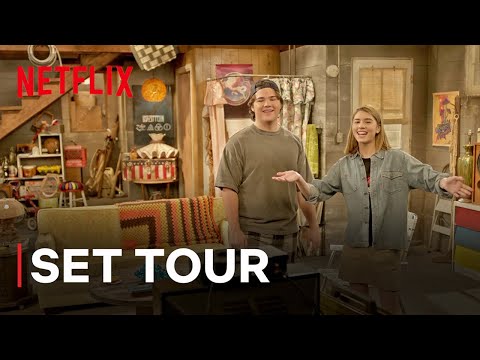 That &#039;90s Show Set Tour | Netflix