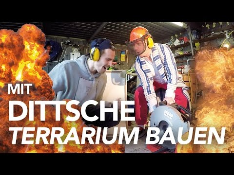 Dittsche und Fynn Kliemann bauen ein Terrarium | Heimwerkerking Dittsche Special