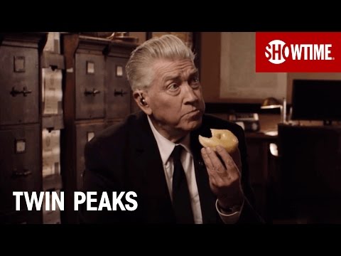 Twin Peaks | David Lynch Returns as Gordon Cole | SHOWTIME Series (2017)