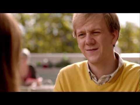 Please Like Me - pivot Trailer