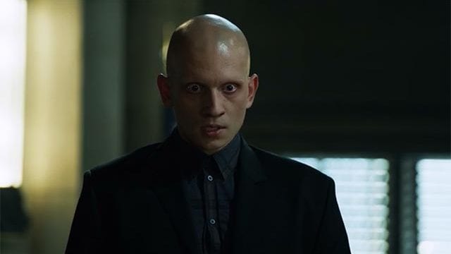 Gotham S01E07 – Penguin’s Umbrella