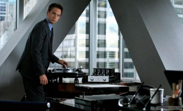 mikesuitsvinyl-640x388