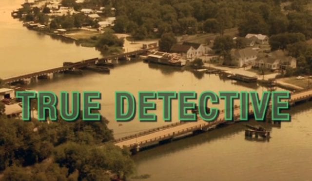 True Detective Intro im Twin Peaks Style