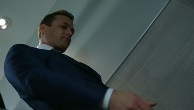 Suits_S05E01_02