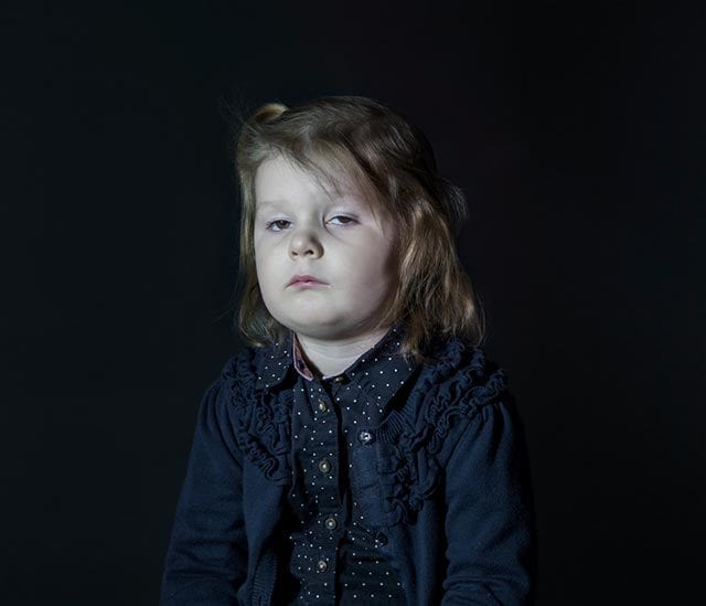kids-watching-tv_04-640x549
