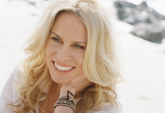 vonda_shepard1-beschn2-640x437