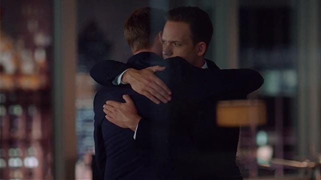 Suits_S05E10_Screen_03