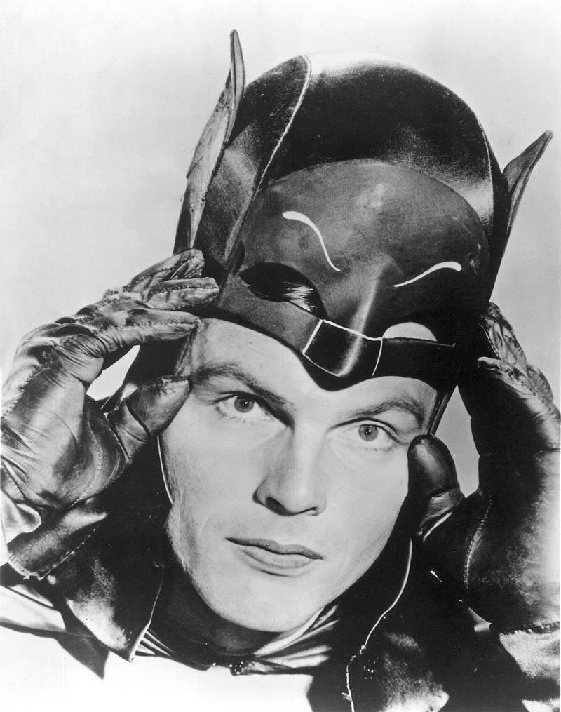 Adam West ist Batman