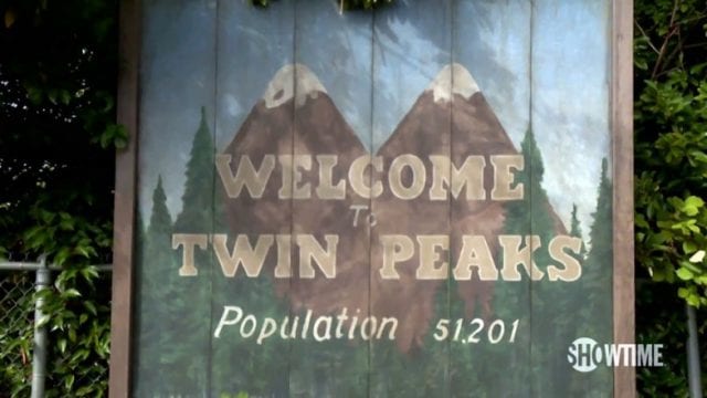 twin-peaks-teaser-welcome-to-twin-peaks-sign-785×441