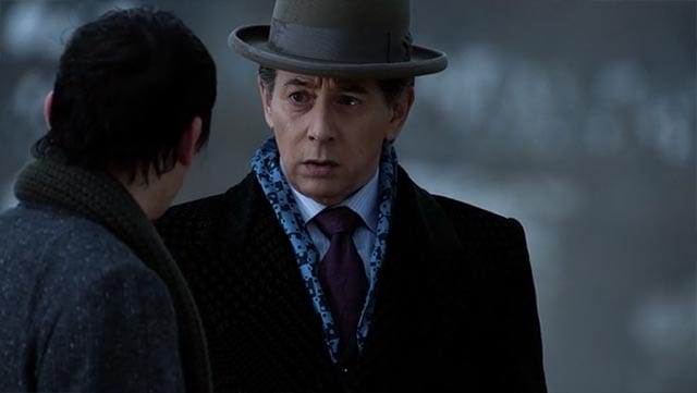 review-gotham_S02E15_03