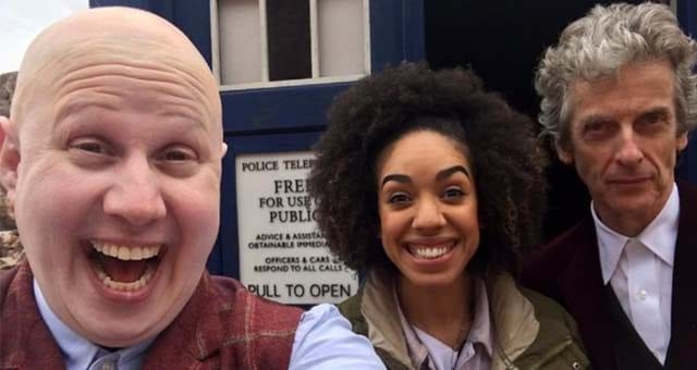 Ein neues Bild und ungewöhnliche Töne vom Doctor Who Set
