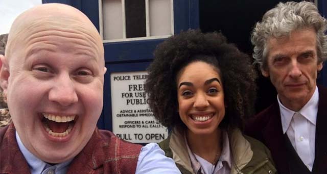 Ein neues Bild und ungewöhnliche Töne vom Doctor Who Set