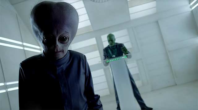 people-of-earth-review-season-1_02