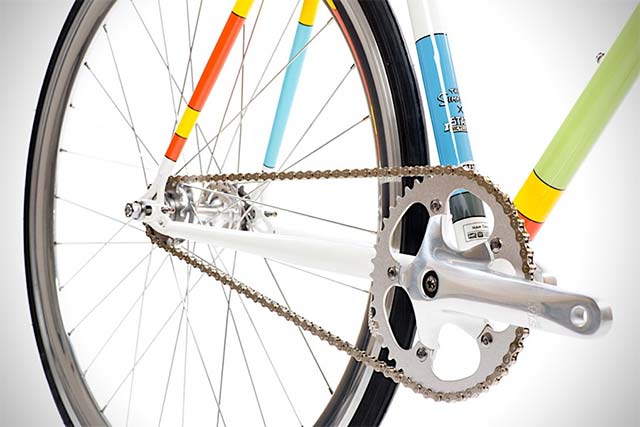 minimalistisches-simpsons-fahrrad_03