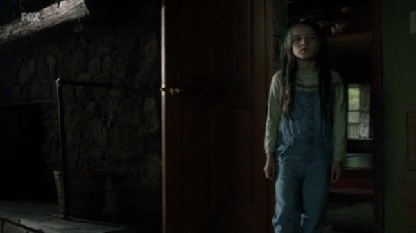 outcasts02e02c