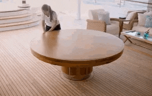 tisch2