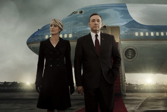 Claire-Frank-Underwood-House-of-Cards-Season-3-640x429