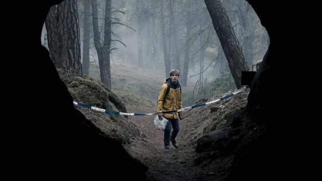 Review-DARK-Staffel-1_01