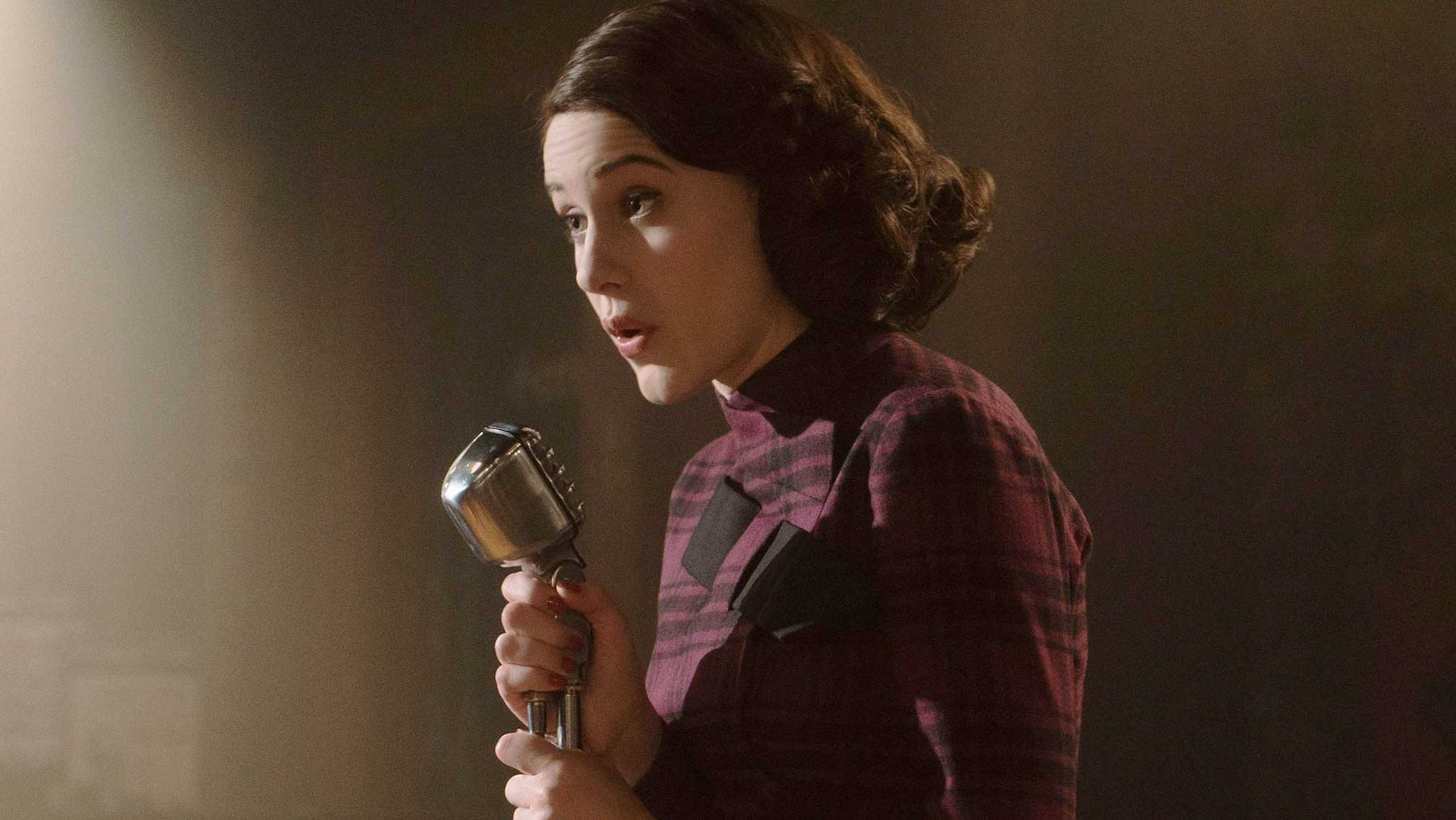The-Marvelous-Mrs-Maisel-Review-Staffel-1_01