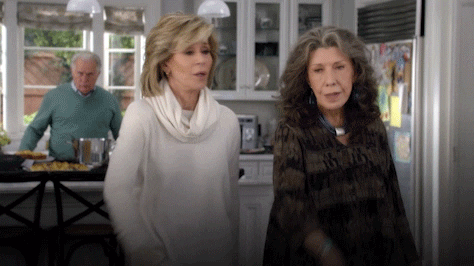 grace_and_frankie_mic_drop