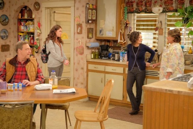 Review: Roseanne S10E01 + S10E02 – Twenty Years to Life | Dress to impress