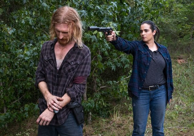 the-walking-dead-episode-811-tara-masterson-2-935-640x450