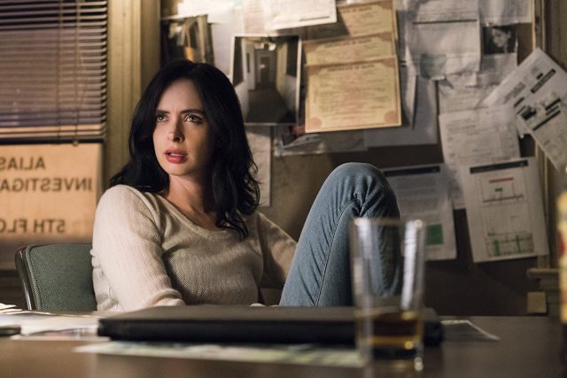 Jessica-Jones-Büro-640x427