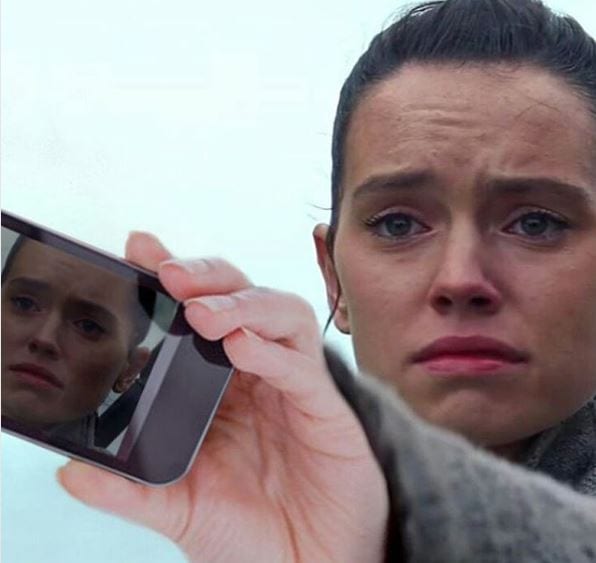 rey_selfie