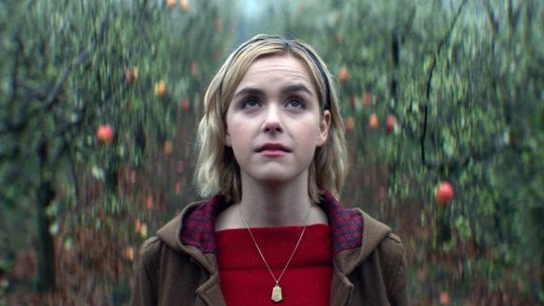 Chilling-Adventures-of-Sabrina-chapter-one-s01e01-review_01