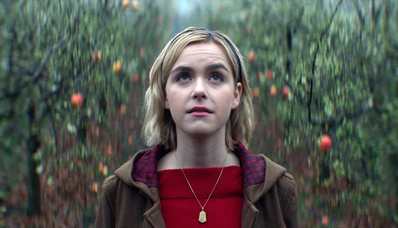 Chilling-Adventures-of-Sabrina-chapter-one-s01e01-review_01