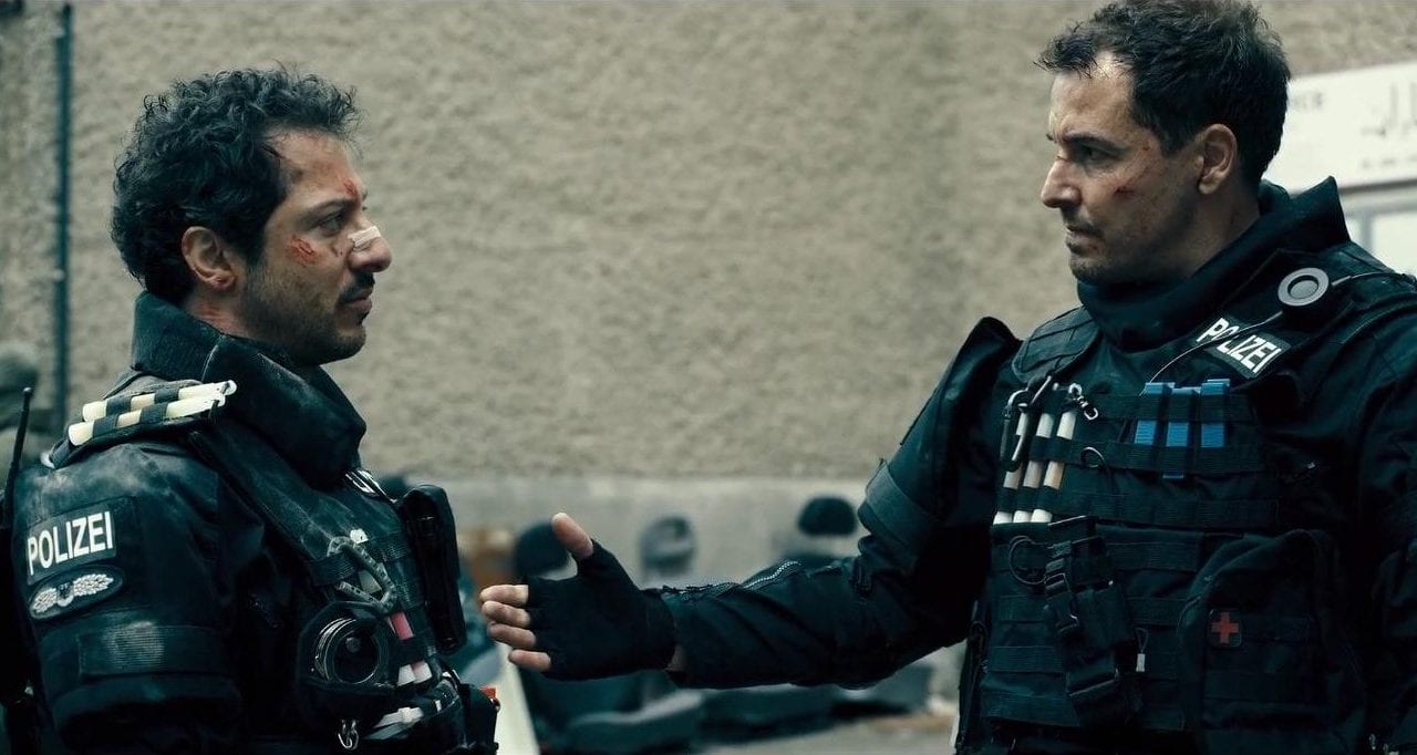 Review: Dogs of Berlin – Staffel 1