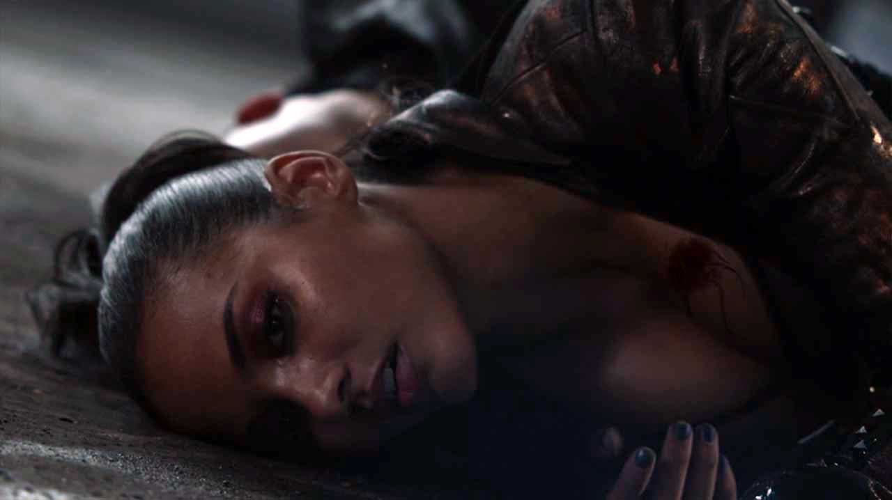Gotham-S05E01-Review_03-1