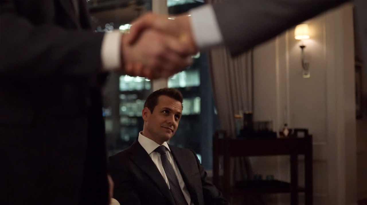 Suits-S08E15_02