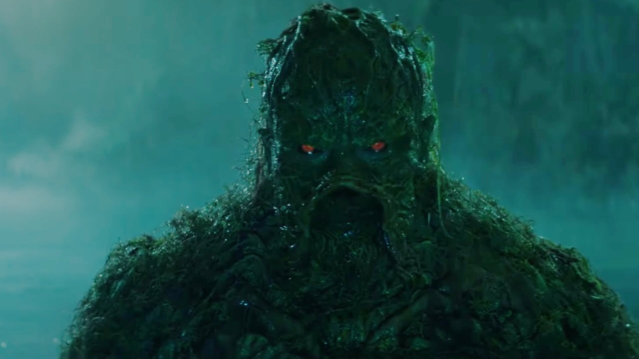 Furchteinflößender Trailer zu „Swamp Thing“