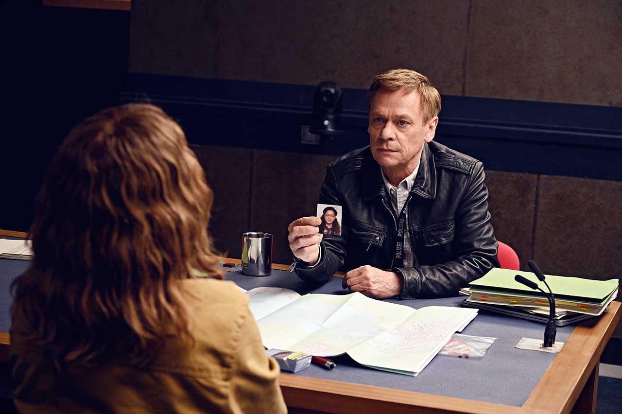 Criminal-Screenshot_netflix_02