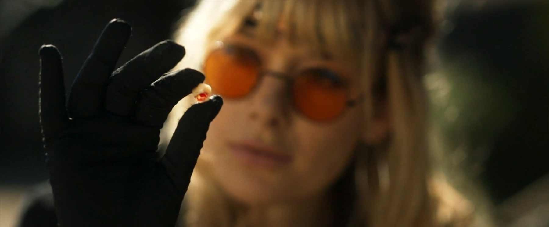 Legion-S03E01-review_04