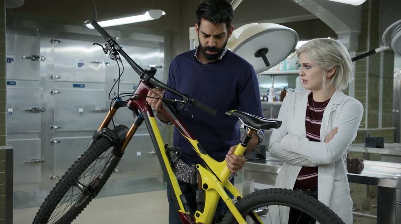 iZombie-S05E08_Review_05