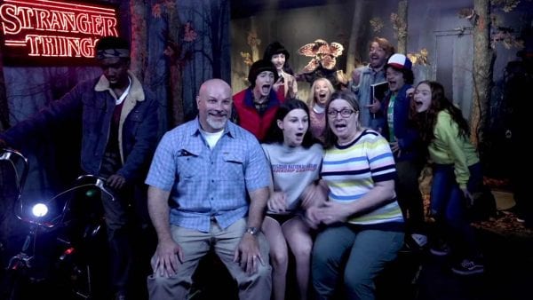 „Stranger Things“-Kids überraschen Fans im Wachsfiguren-Kabinett