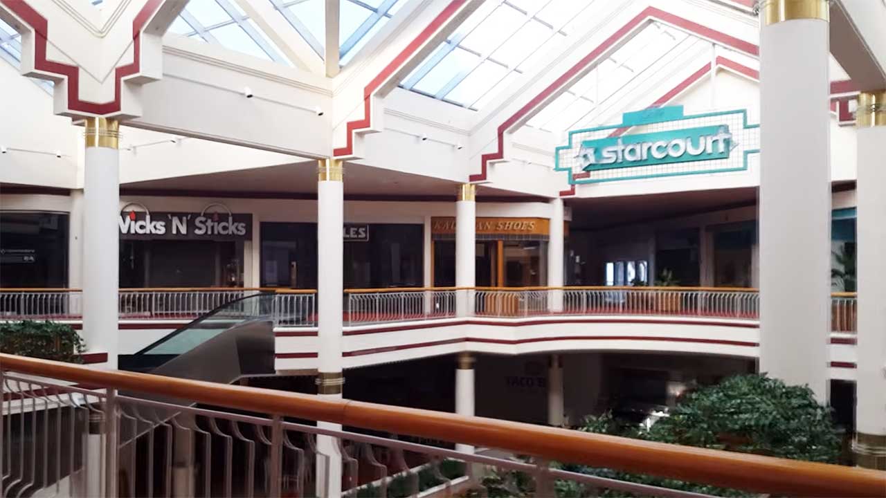 Starcourt-mall-besuch