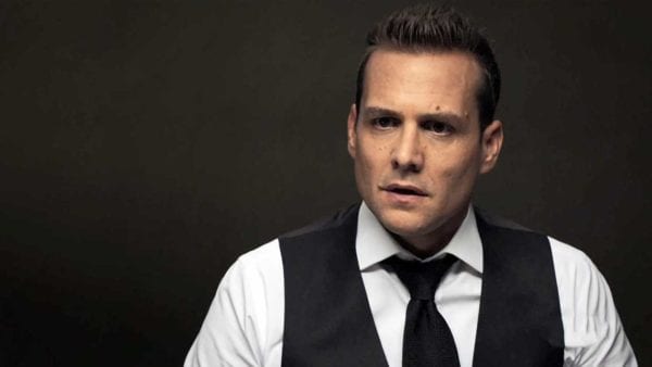 Suits-S09E08-Review_00