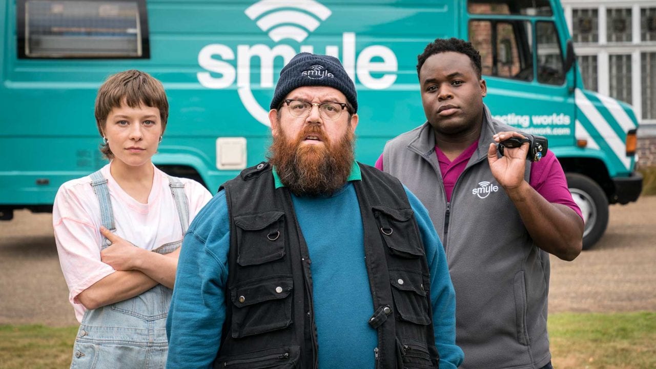 Truth Seekers: Neue Serie mit Simon Pegg, Nick Frost, Kate Nash und Malcolm McDowell