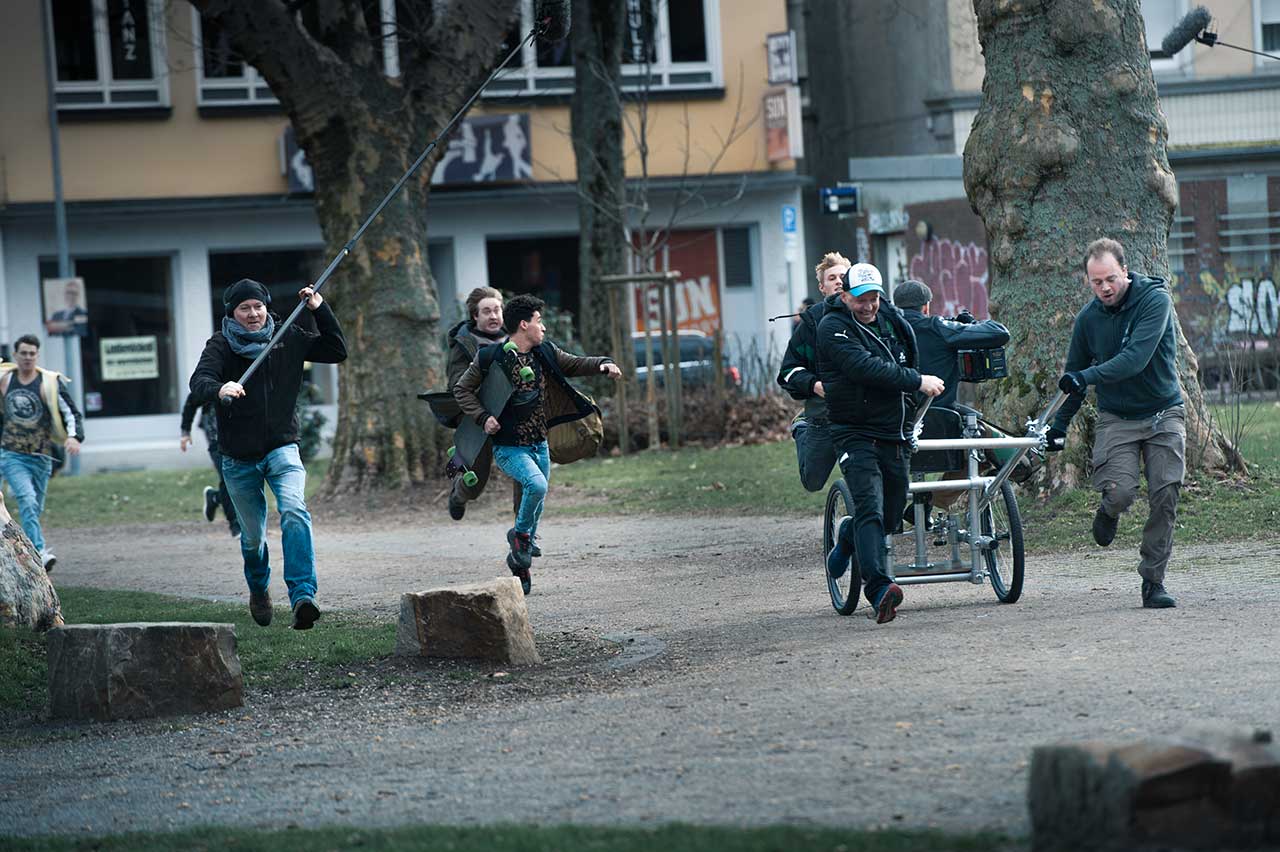 Netflix-Wir-sind-die-Welle-2019-serie_11