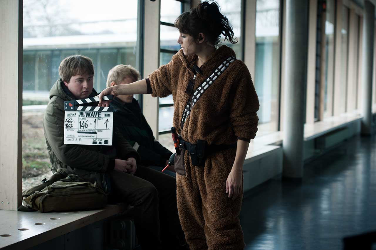 Netflix-Wir-sind-die-Welle-2019-serie_12