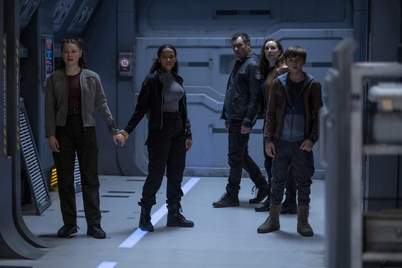 Lost-in-Space-Gruppenbild-scaled-e1578240275836