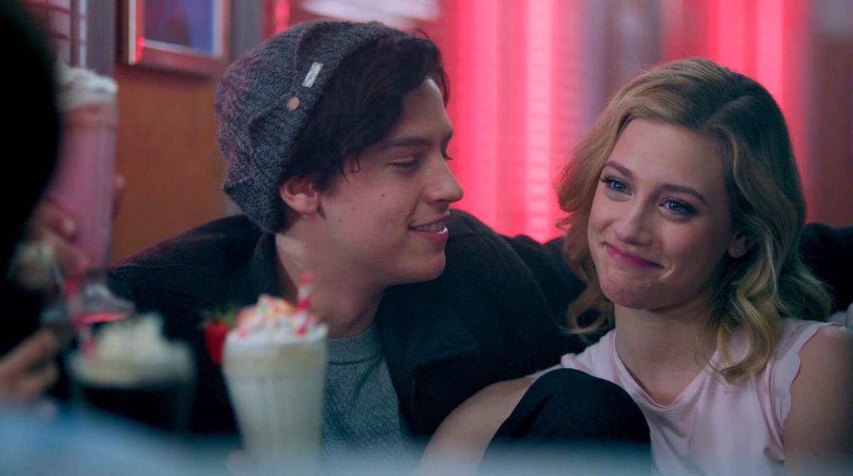 Riverdale-Betty-und-Jughead